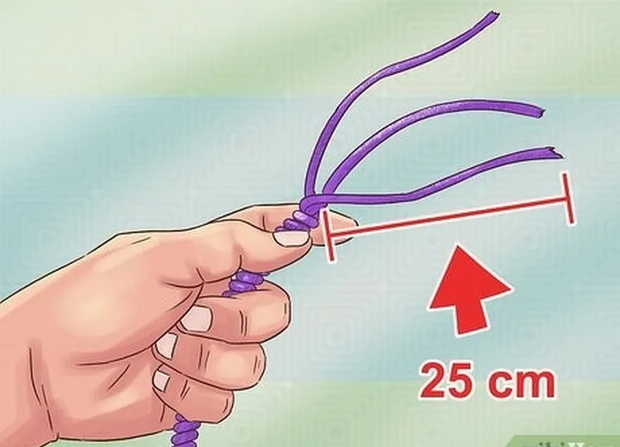 Passo 1 Desembrulhe 25 cm de corda em 3 fios.