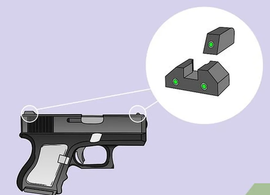 passo 1 adquira miras nocturnas para qualquer arma de transporte oculto ou de serviço que planeie utilizar à noite.