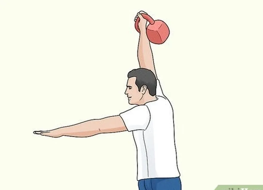 Passo 1 Faça alguns exercícios com kettlebell para o ajudar a queimar gordura.