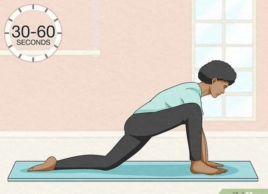 Passo 7 Faça um alongamento de lunge baixo para aumentar a flexibilidade das ancas.